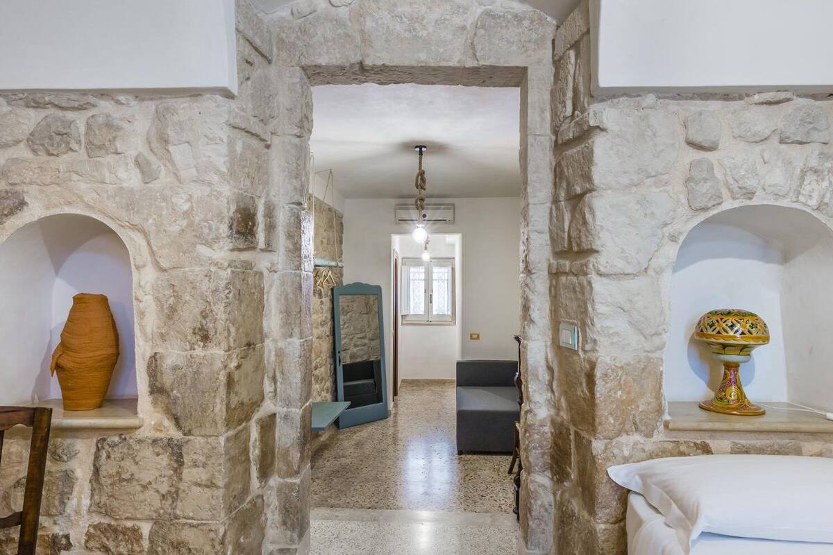 standard double room (casa pascucci) | minibar, desk, soundproofing, free wifi