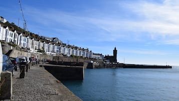 บริเวณภายนอก