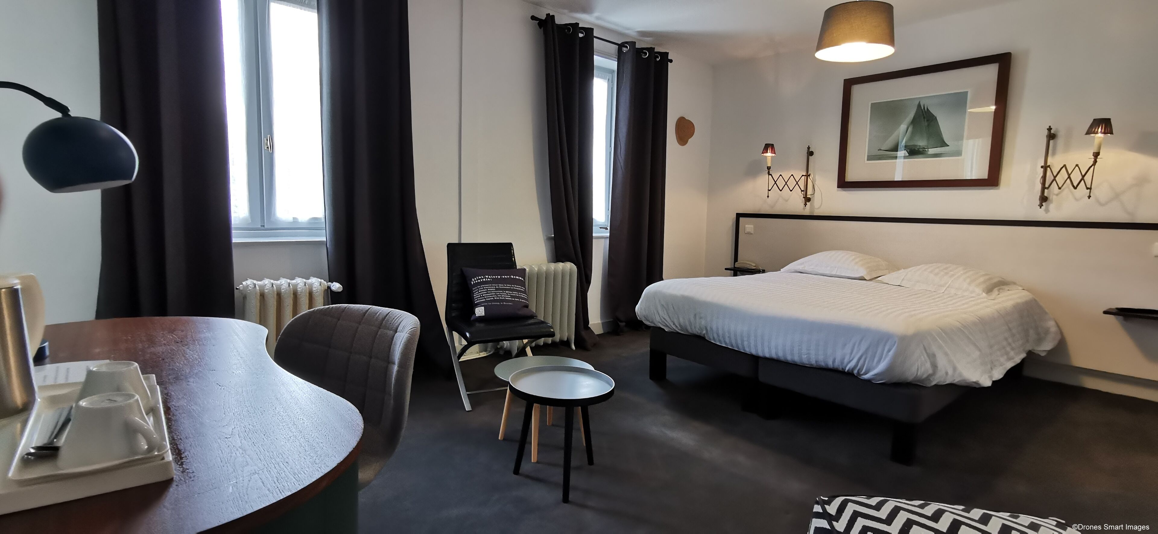 Coffres-forts dans les chambres, bureau, chambres insonorisées