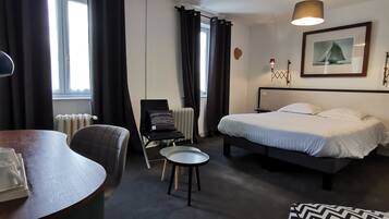 Coffres-forts dans les chambres, bureau, chambres insonorisées