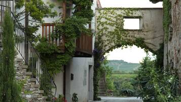 Overnatningsstedets indgangsparti