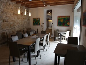 Daily buffet breakfast (EUR 14.00 per person)