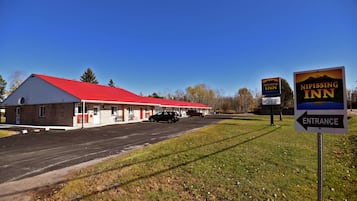 Esterni