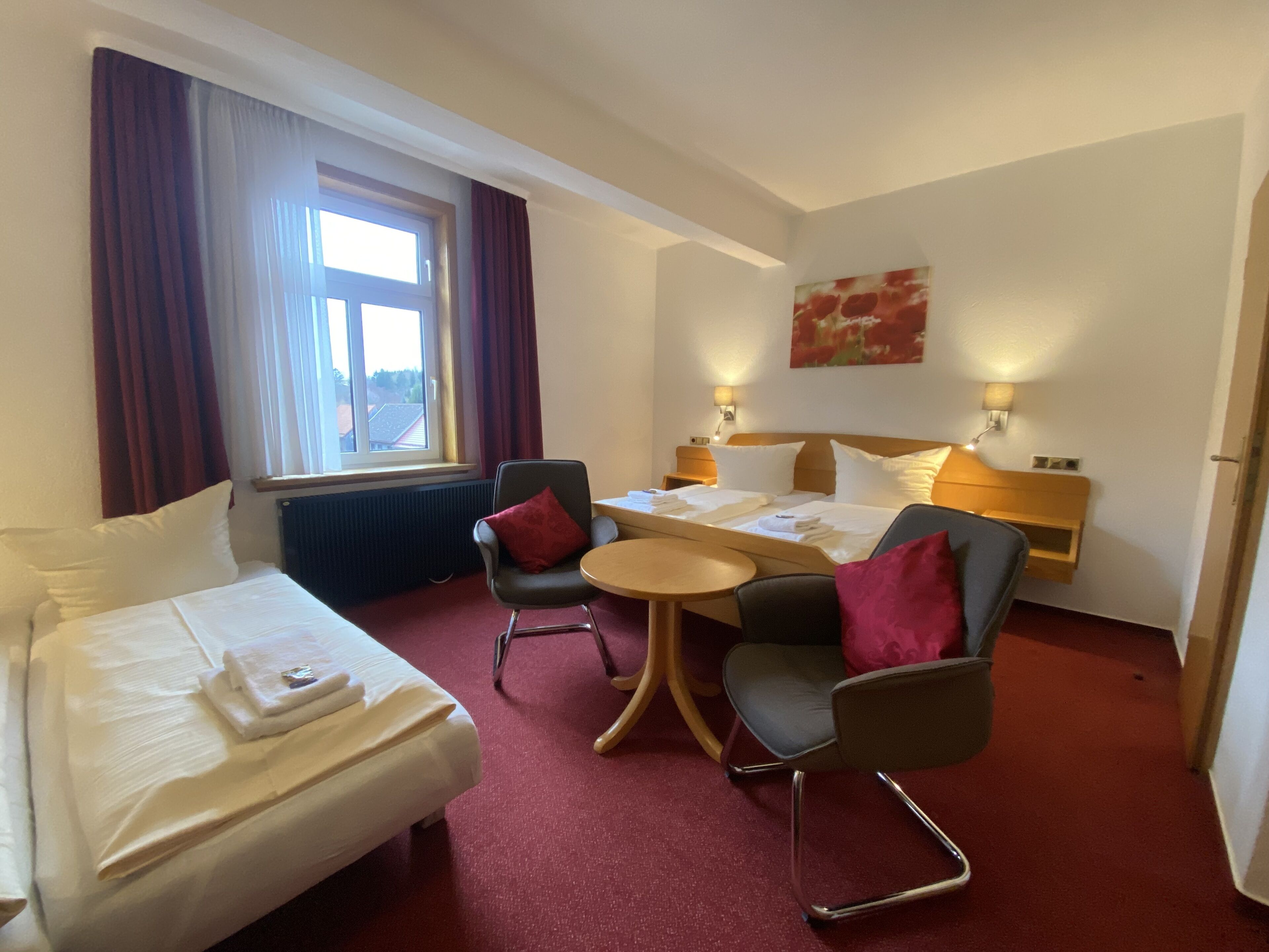 Ropa de cama de alta calidad, cubrecamas y colchones con efecto memoria 