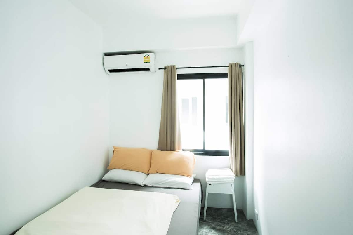 Eco Private Room | WiFi (free)