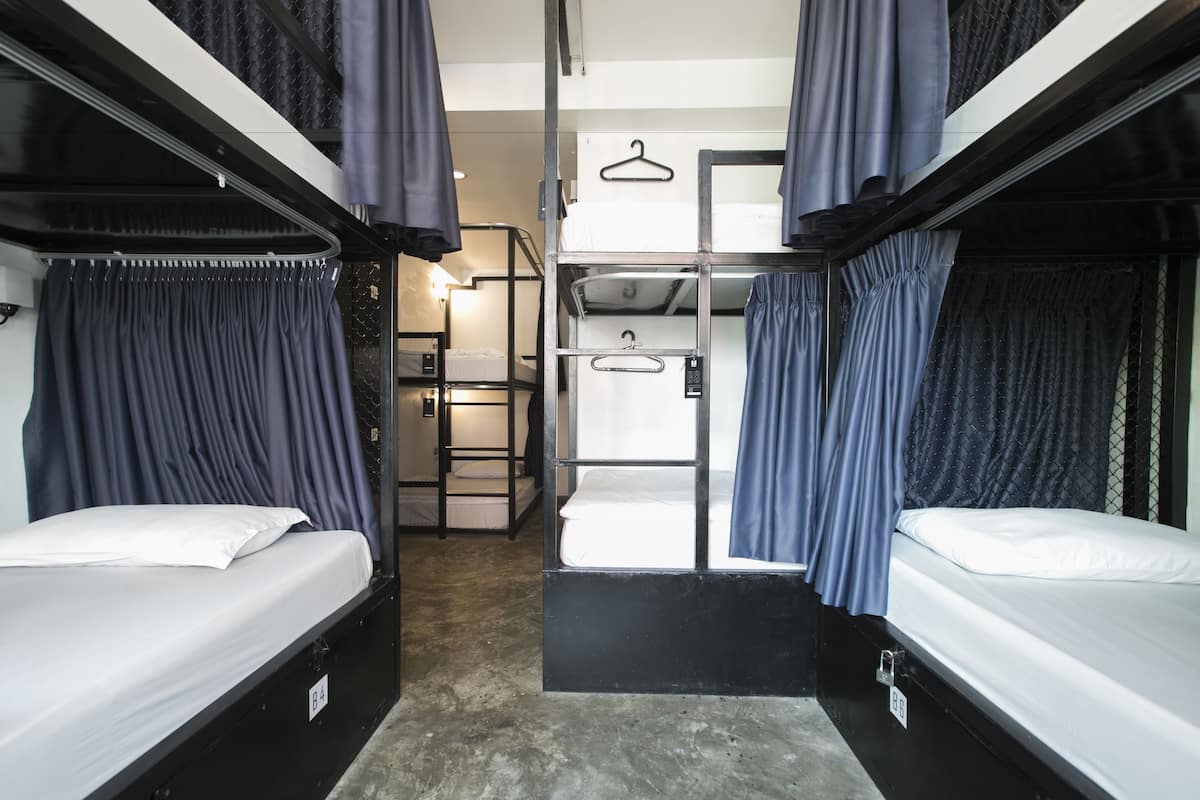 8 Beds Mixed Dormitory | WiFi (free)