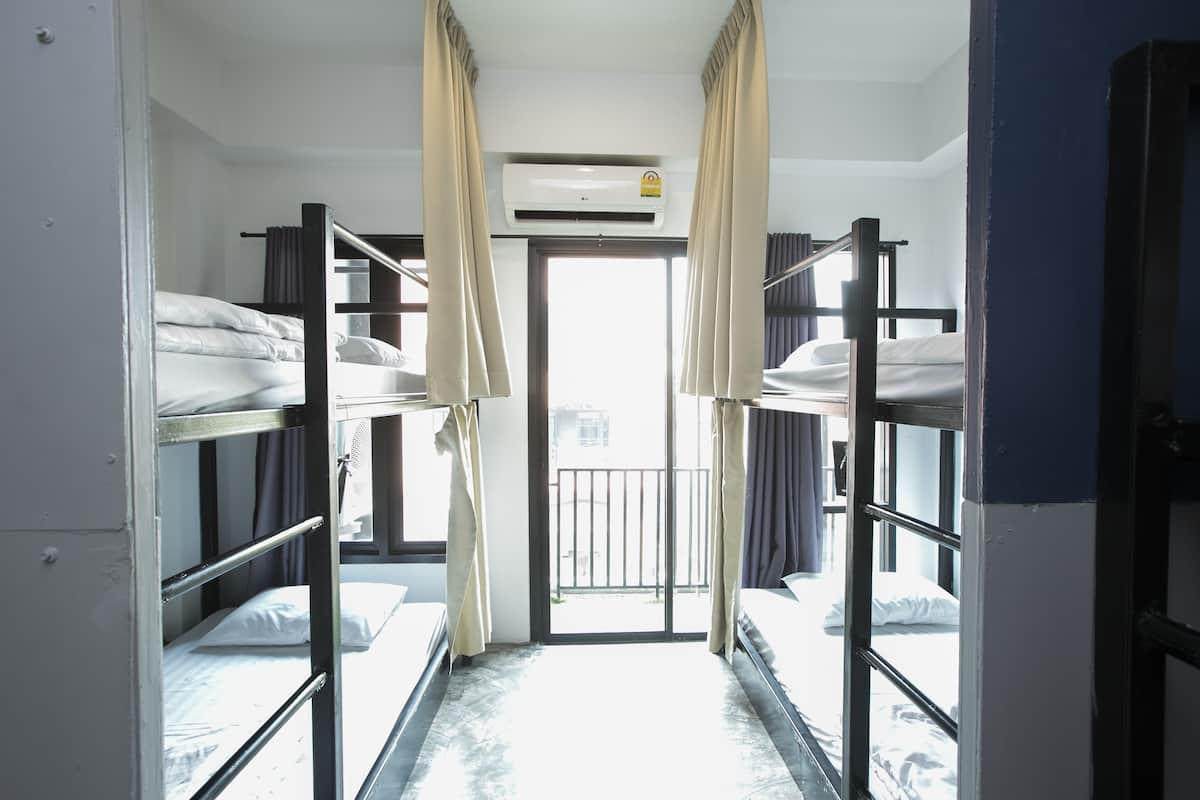 6 Beds Female Only Dormitory | 1 habitación y wifi gratis
