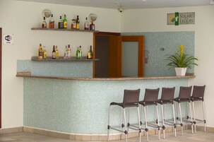 酒吧（店内）