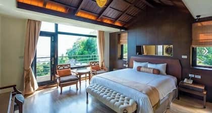 Azure Villa