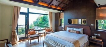 Azure Villa