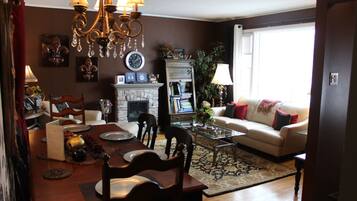 Free daily full breakfast