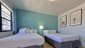 Comfort Double Room, 2 Queen Beds, Non Smoking, Refrigerator & Microwave - Ocean Holiday Motel (Daytona Beach)
