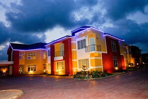 Front of property – evening/night - Birdrock Hotel (Anomabo)
