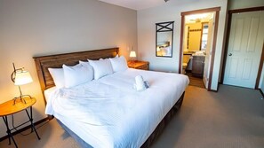 Apartamento (Snow Creek Lodge #318) | Ropa de cama de alta calidad y decoración individual