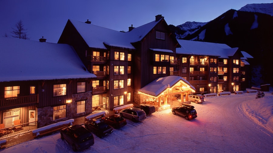 Snow Creek Lodge by Fernie Lodging Co