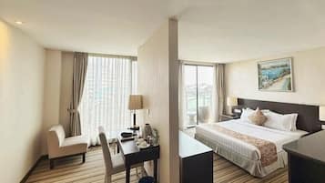 1 Schlafzimmer, Minibar, Zimmersafe, Schreibtisch