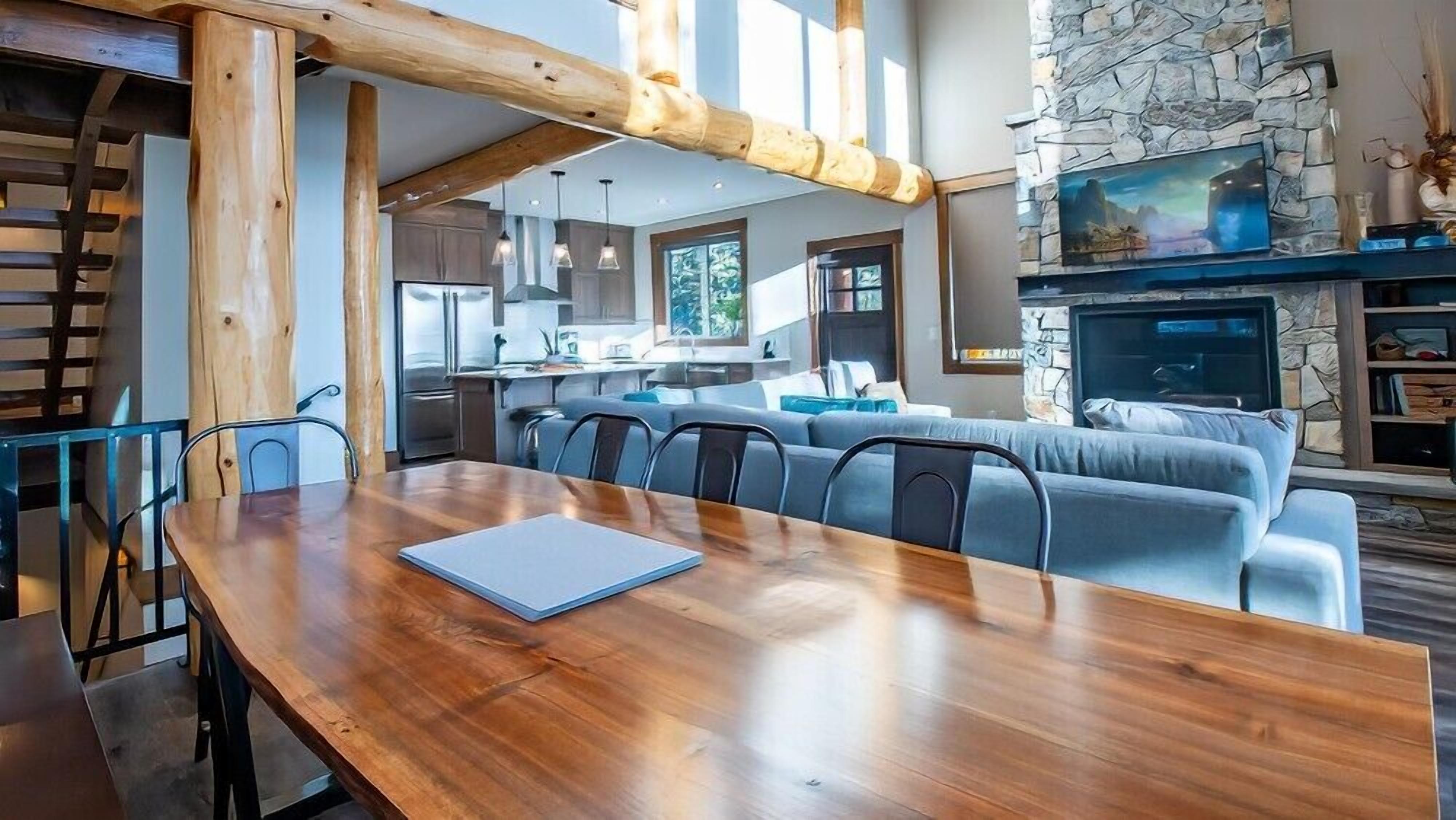Cabin | In-room dining