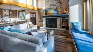 Cabin | Living area | Flat-screen TV, fireplace, ping pong