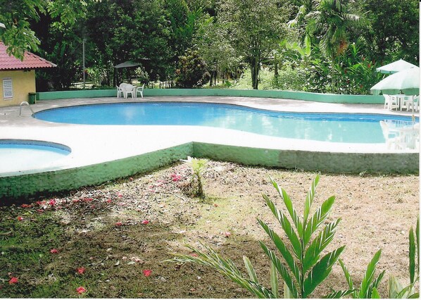 Alberca al aire libre