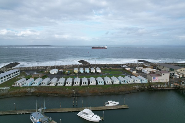 Nær stranden