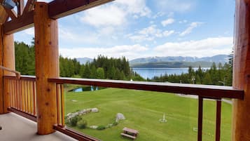 Suite, 1 King-Bett, Balkon, Seeblick