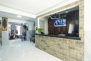 Reception - Match Resort Hotel (Port Antonio)