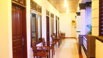 Kamar Standar | Lorong