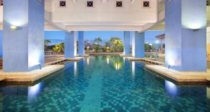 Lumire Hotel and Convention Center