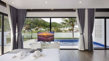 Perhehuvila, 4 makuuhuonetta | Minibaari, tallelokero huoneessa, pimennysverhot, äänieristys