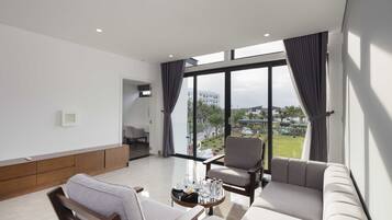 Villa Familiale, 4 chambres | Coin séjour