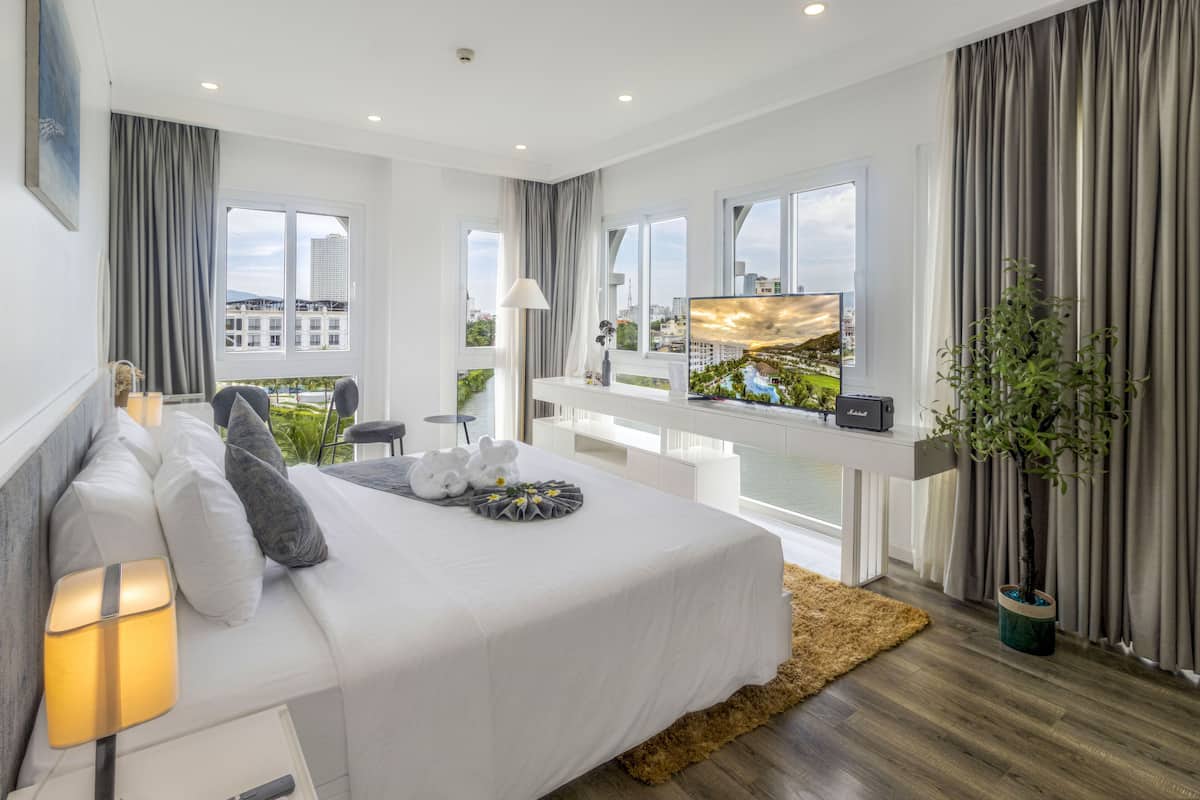2 habitaciones, minibar y caja de seguridad en la habitación