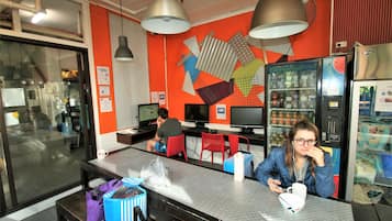 Cafe