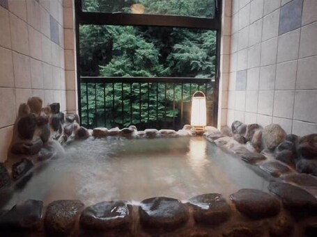 Bañera profunda
