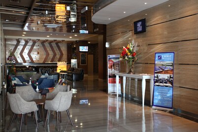 W Three Premier Hotel Lagaligo