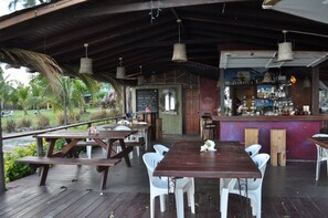 Restaurant - Blue Ocean Villa (Silver Sands)