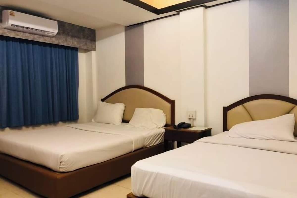 Minibar, in-room safe, desk, blackout curtains