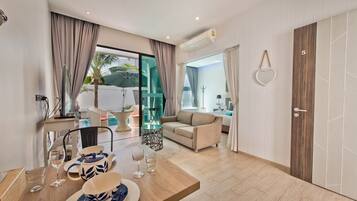 Vila | Seprai katun Mesir, seprai premium, minibar, dan brankas
