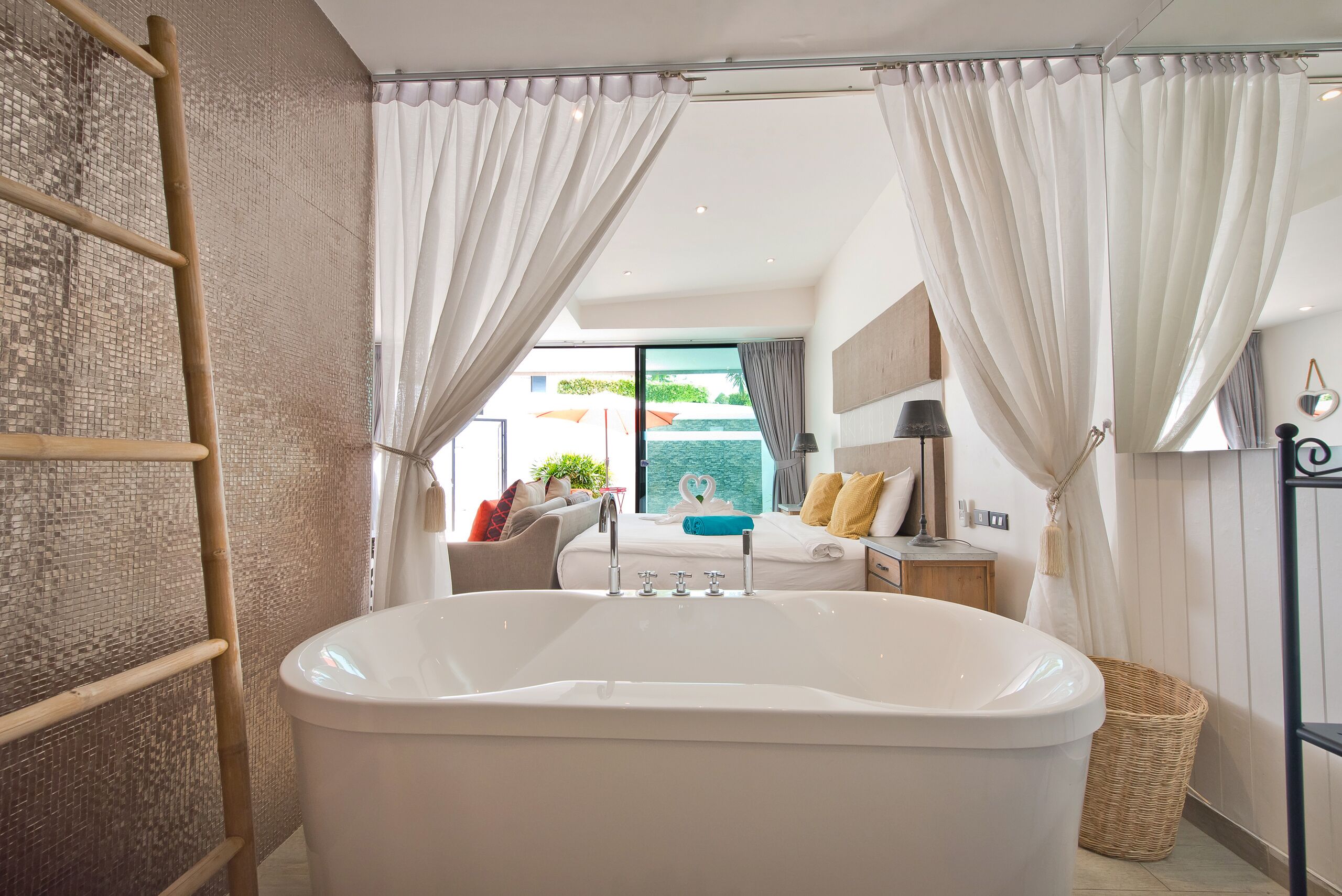Vila Grand, 1 kamar tidur, kolam renang pribadi, pemandangan kolam renang | Seprai katun Mesir, seprai premium, minibar, dan brankas