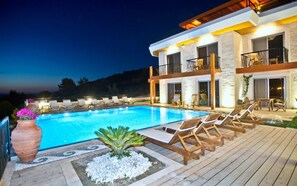 Outdoor pool - Alacati Villa Renk (Cesme)