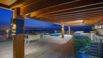 Bar (en la propiedad)