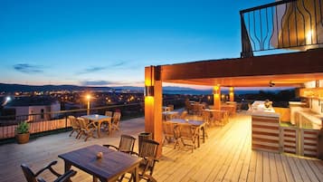 Frokost, lunsj og middag serveres