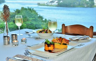 Free daily English breakfast