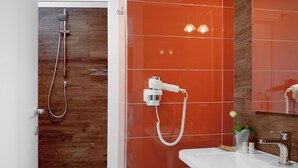 Shower, free toiletries, hair dryer - Hotel Villa Sveva (Cagliari)