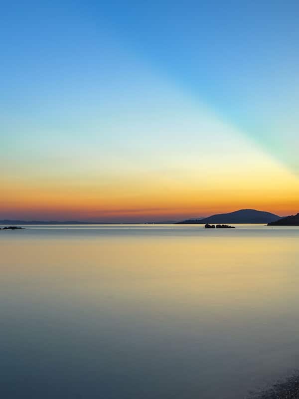 Gần bãi biển