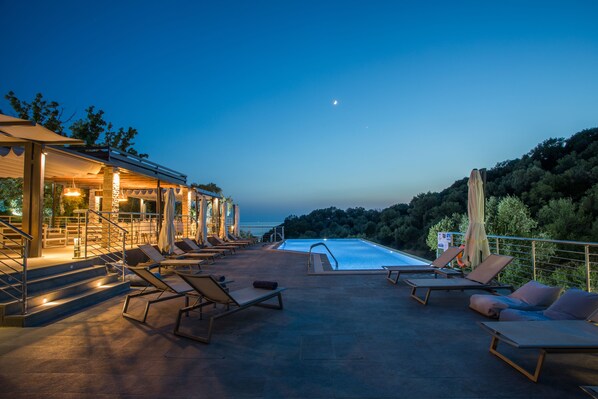Grand Suite, Sea View | Beach/ocean view