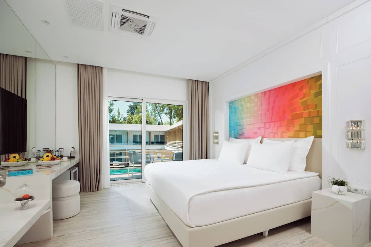 1 habitación y artículos del minibar gratis