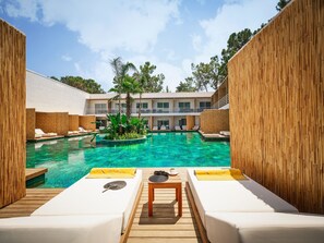 Aphel Lagoon Duplex - Swim Up | Pool