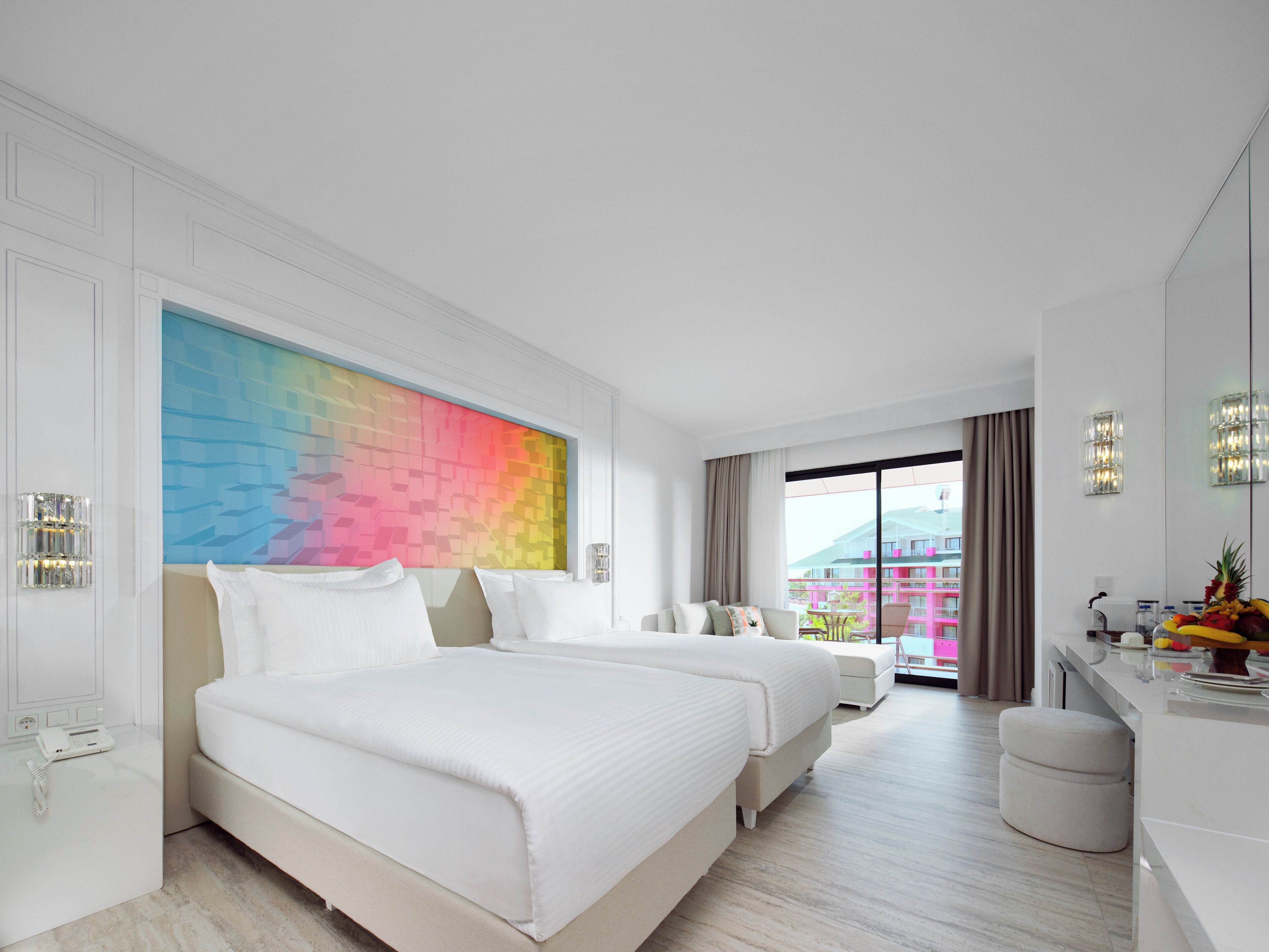 Pearl Room Partly Sea View | 高档床上用品、免费迷你吧物品、客房内保险箱、办公桌