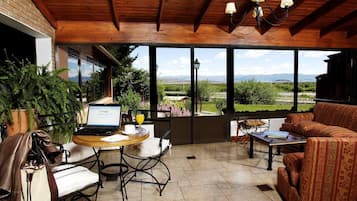 In-room safe, free cribs/infant beds, free WiFi