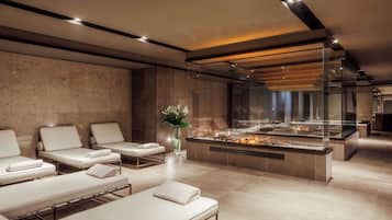 Sauna, steam room